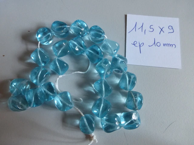 Lot De 120 Perles Vintage En Verre Bleu Turquoise - Forme Cube/ovale, Lustré, Ancien Stock