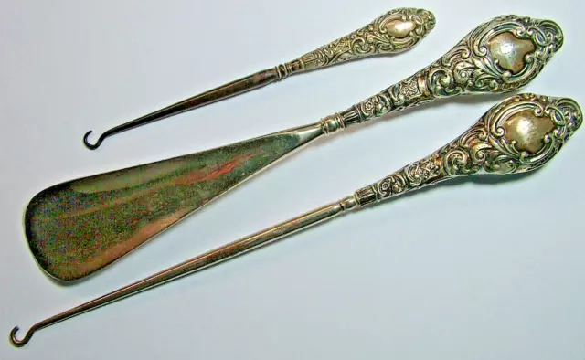 Antique  Lace Puller  and  shoehorn  STERLING SILVER    Birmingham  1909