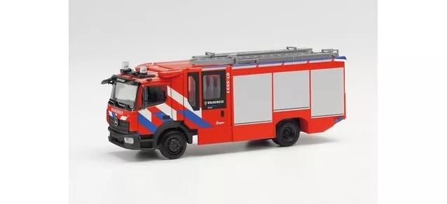 Herpa 096836 - 1/87 Mercedes-Benz `13 Ziegler Z-Cab „Brandweer“