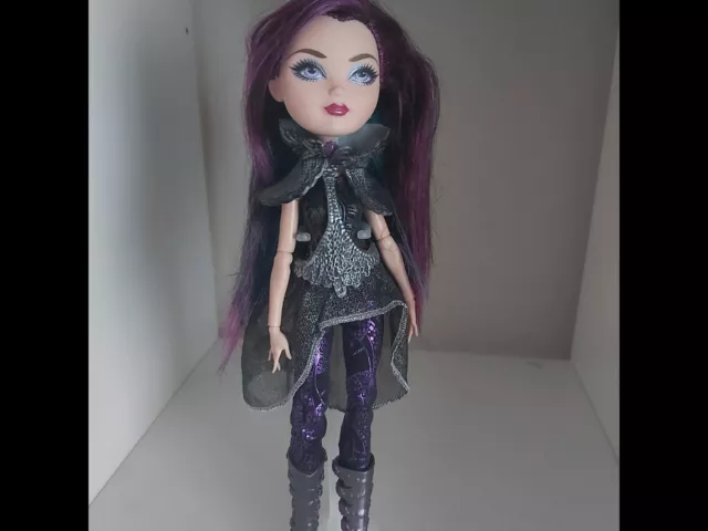 Raven Queen, Ever After High doll, dragon games