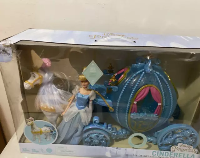 Cinderella Classic Doll with Walking Horse & Light Up Carriage Deluxe Damage Box