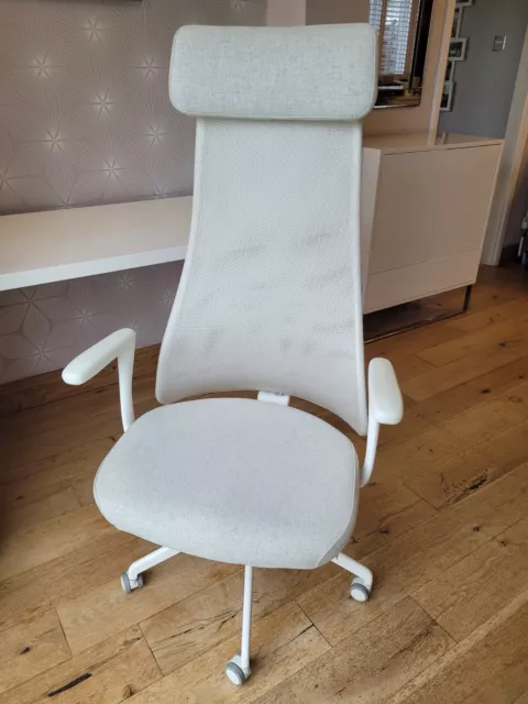 IKEA JÄRVFJÄLLET Office Desk Chair in Beige / Cream