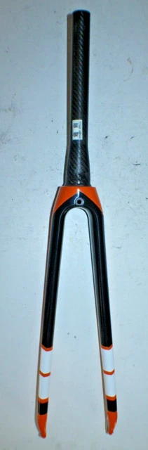 Forcella Ammortizzata Zoom Nera, 28'', 700C, 1 1/8'' Filettata, Corsa 45mm, Per Bici Da Città/ibrida