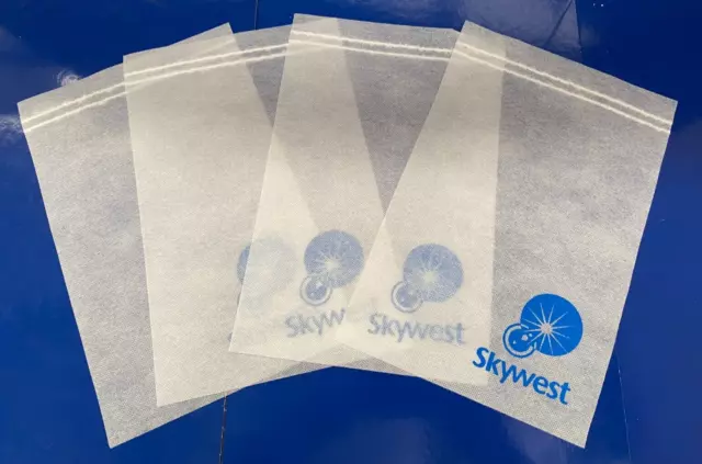 SKYWEST AIRLINES (Aust) HEADREST COVERS x 4
