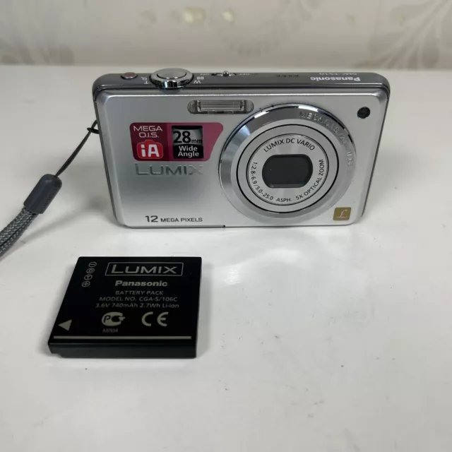 Panasonic Lumix DMC-FS10 12.1MP Compact Digital Camera With Battery