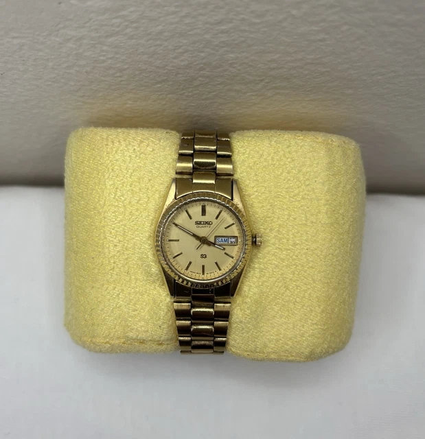 VINTAGE LADIES SEIKO SQ Quartz 24mm Watch 4303-0029 Day/Date  display picture 2