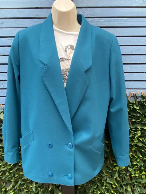 Stunning 80s vintage teal coat jacket, St Michael 10-12 looks gorgeous on!