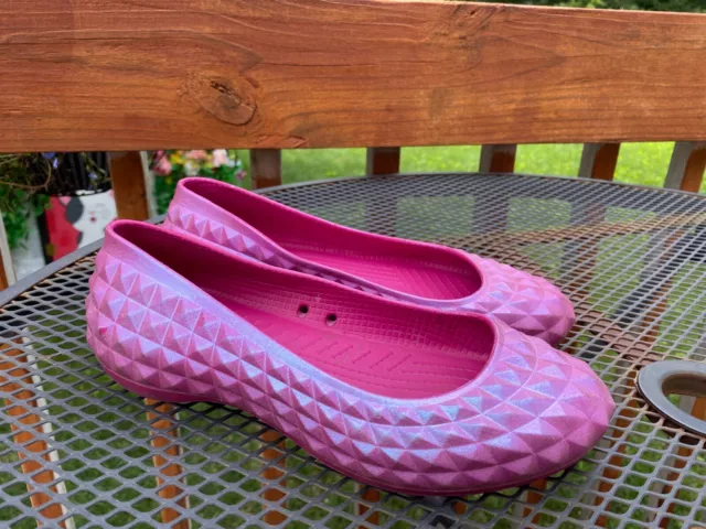 CROCS Super Molded Studded Iridescent Pink Slip On Womens Ballet Flats Size 7