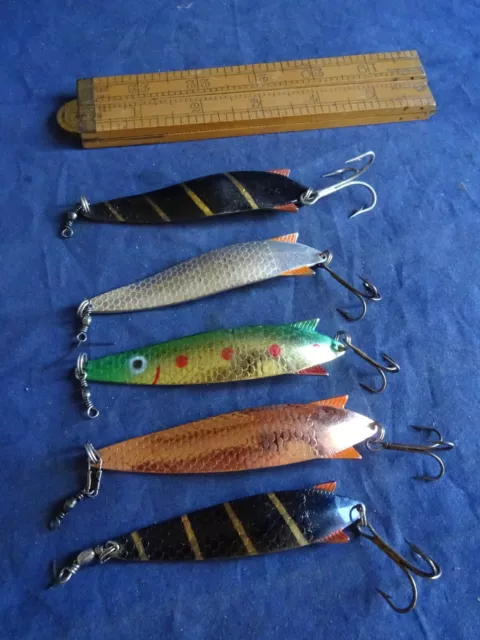 A SELECTION OF GOOD USED VINTAGE ABU SVANGSTA TOBY LURES 3X 18G, 1X 25G + 1x 10G