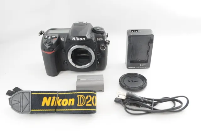 [Near Mint] Nikon D200 Digital Camera Body Black Shutter Count: 4428