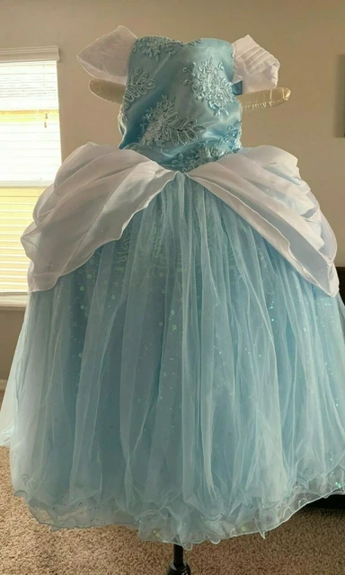 open lace back dress Disney Princess Signature Classics Belle Doll: Buy Online at Best Price in  UAE main image 0
