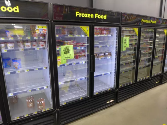 2015 True White GDM-49F-LD Two Door 54" LED Glass Display Freezer 220V, #8612530