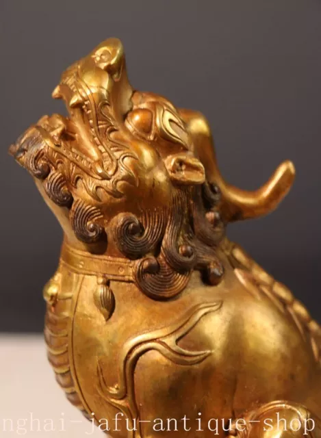 8.8"  Old Chinese bronze Gilt wealth gossip Brave troops Pixiu animal statue 2