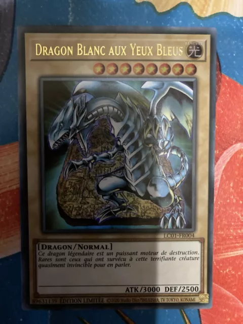 Yu Gi Oh  Dragon Blanc aux Yeux Bleus : UR LC01-FR004