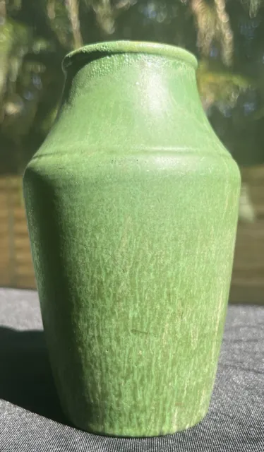 Hampshire Pottery Matte Green Hand thrown Vase Arts Crafts Unusual Form 3
