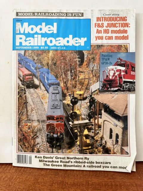 Model Railroader Magazine September 1989 - Milwaukee Road Ribbed Side Boxcars