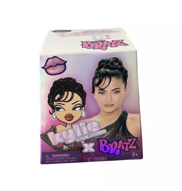 Mini Bratz x Kylie Jenner Series 1 Collectible Figures - 2 Minis