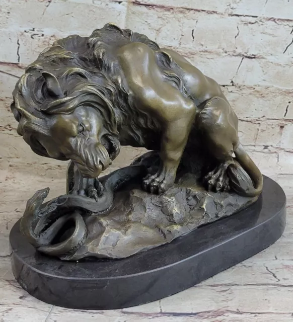 Grande Leone Serpente Bronzo Statua Firmato Tema Animale Scultura Figura