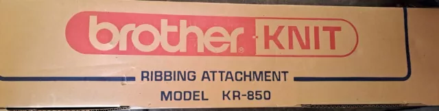 Strickmaschine Brother KH 940 + Ribber KR 850 + G- Carriage KG-88 II + Zubehör