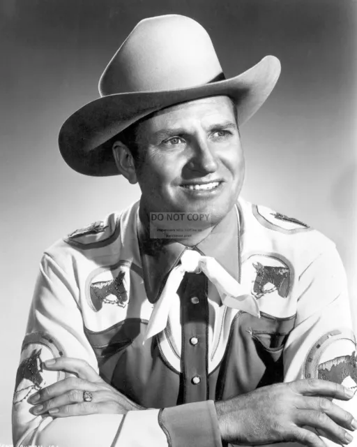 Gene Autry Actor And Singing Cowboy - 8X10 Publicity Photo (Cc876)