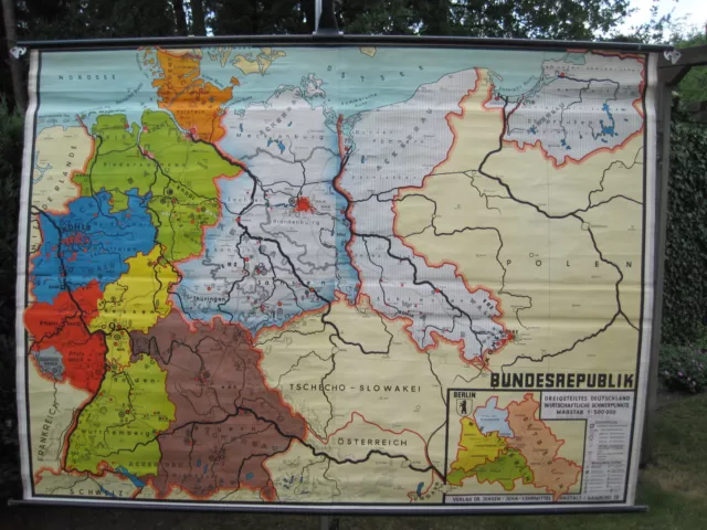 Beautiful Old School Wall Map Germany Map Dreigeteilt~1962 230x165 Vintage