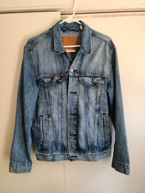 LEVI'S Men's Trucker Jacket Size Medium Stonewash Denim Blue Vintage Cotton NICE