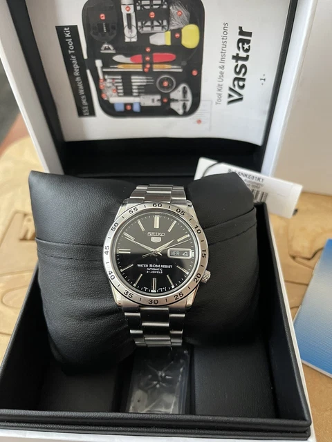 Montre Seiko 5 SKX121 - Modèle NOS (New Old Stock), Automatique, Boîtier Acier, Boîte D'origine