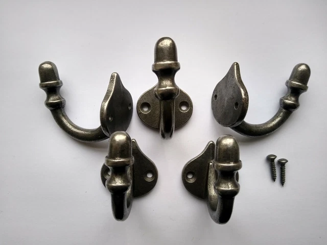 5 X St Ives Cast Iron Acorn Coat Hooks.