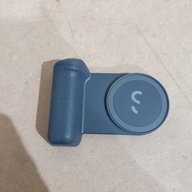 ShiftCam SnapGrip Grey Magnetic Mount Qi Wireless Portable Mobile Battery Grip