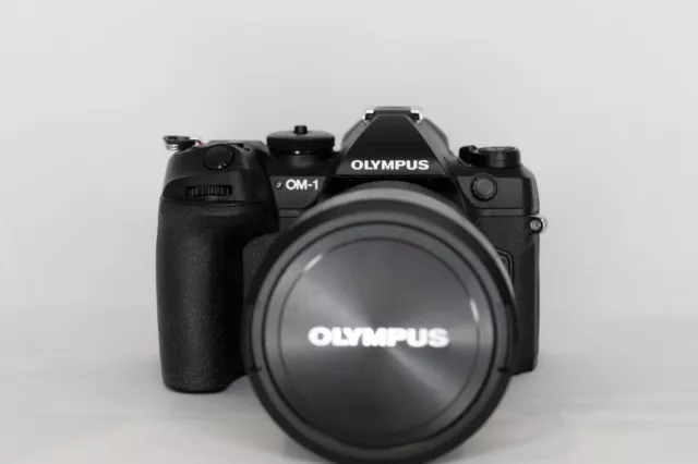 Olympus OM-1 20.4 MP Mirrorless Digital Camera - Black Body 1610 Actuations