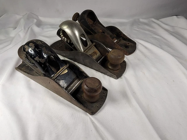 VTG Lot of 3 Block Planes 2 No 110 w/1 unidentified Made In USA Sweetheart Blade