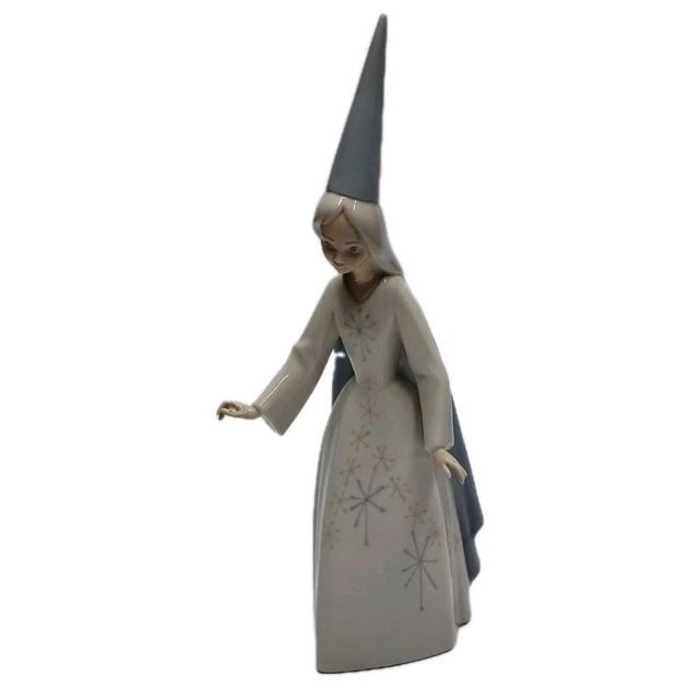 LLADRO FAIRY GODMOTHER - Number 4595 - Porcelain Figurine