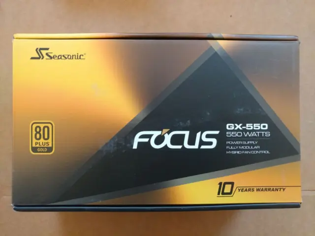 FOCUS GX-550 Alimentatore PC completamente modulare 80PLUS Oro 550 Watt