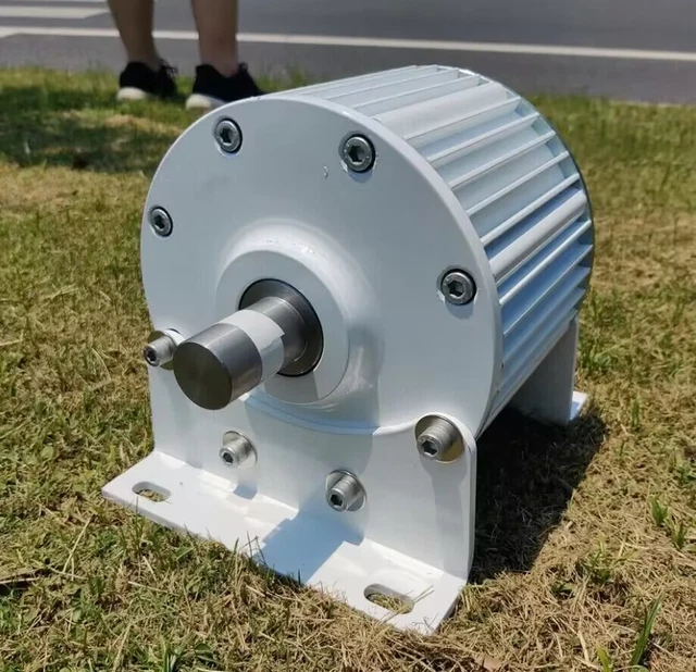 2000W Salida de generador de imán permanente 48V CA Alternador hágalo usted mismo Turbina de agua eólica