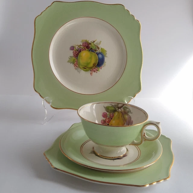 Royal Winton Grimwades Fruit Mnt Green 4 Pieces Dessert Salad Cup Saucer Vintage