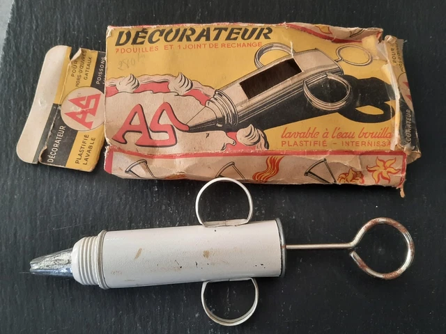 Paire De Lampes Att. Maison Barbier En Acier Et Bakélite/rés