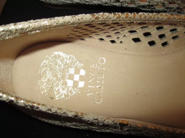 Vince Camuto VC CV Celindan Leather Ballet Flats Size 6.5M Silver and Gold 3