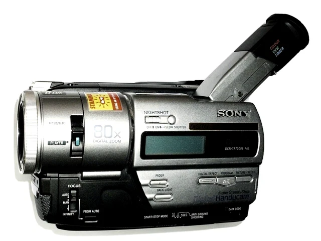 Videocamera Sony Digital8 DCR-TR7000E con funzione Video8 e Hi8 dal rivenditore