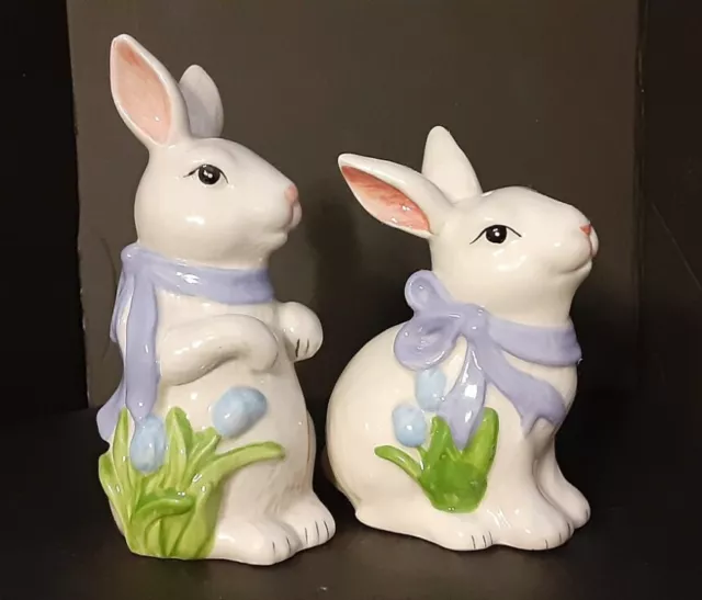 White Bunny Rabbits Tulips Ribbon Salt And Pepper Shakers Easter Spring