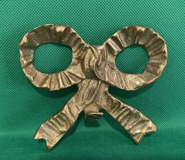 Vintage Brass Ribbon Bow Wall Coat /Picture Or Key Hanger Holder