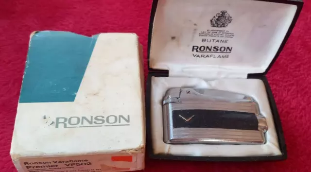 Ronson Varaflame Gas lighter, Boxed & Papers, sparks well !!