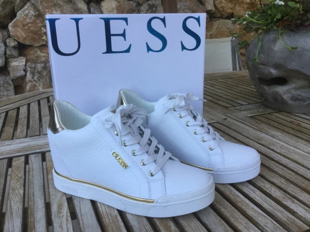 BASKETS BLANCHES GUESS avec talon int gr neuf taille 39 EUR 50 00
