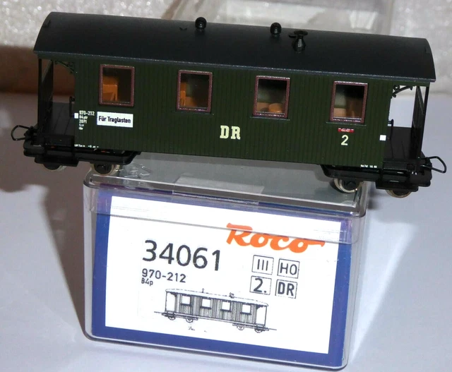 ROCO 34061 H0E Narrow Gauge Forest Railway Passenger Car, Holzwände Era ...