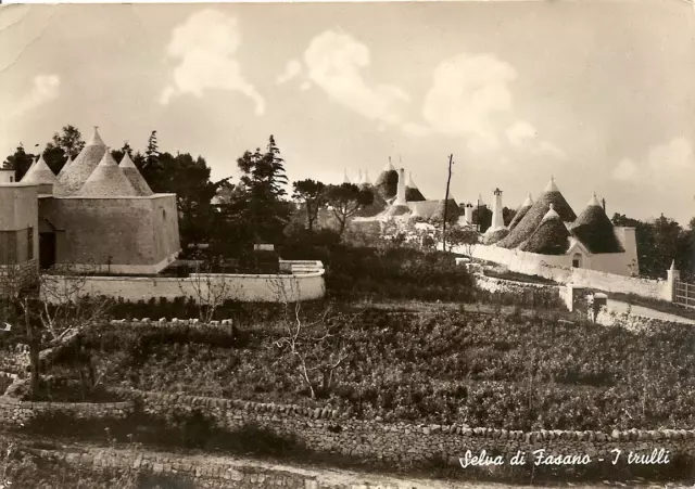 SELVA DI FASANO  ( Brindisi )  -  I trulli