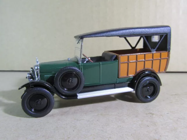 216X Universal Hobbies Chine Citroën B12 Normande 1926 Vert 1:43