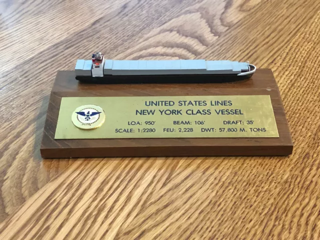 United States Lines New York Class Vessels Desk Model / ss United States / USL