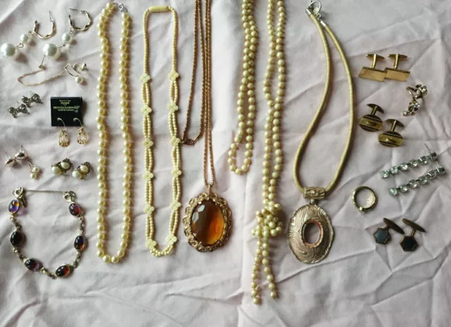 Costume Jewellery Job Lot Bundle Joblot Lot O. Sarah Coventry Gold Pearl