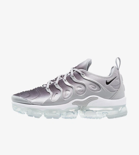 Nike vapormax plus silver gradient discount