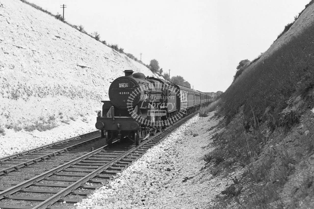 PHOTO BR BRITISH Railways Steam Class 5MT 260 42813