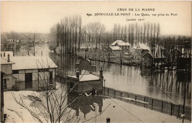 CPA Joinville le Pont - Les Quais (275490)